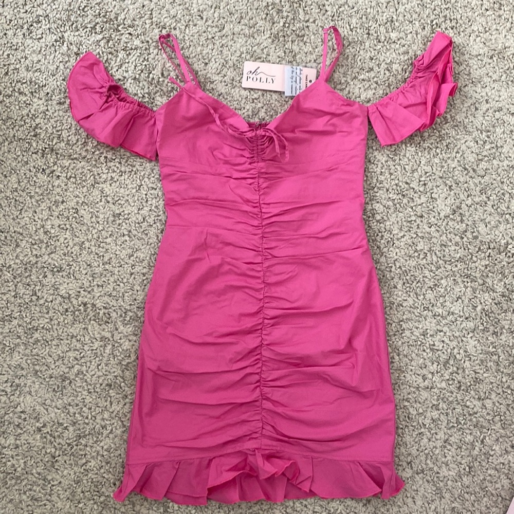Oh Polly TIERRA
Petite Off Shoulder Ruffle Mini Dress in Pink